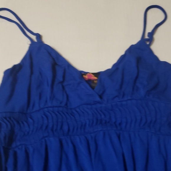 Royal blue top ties in back - Picture 3 of 3